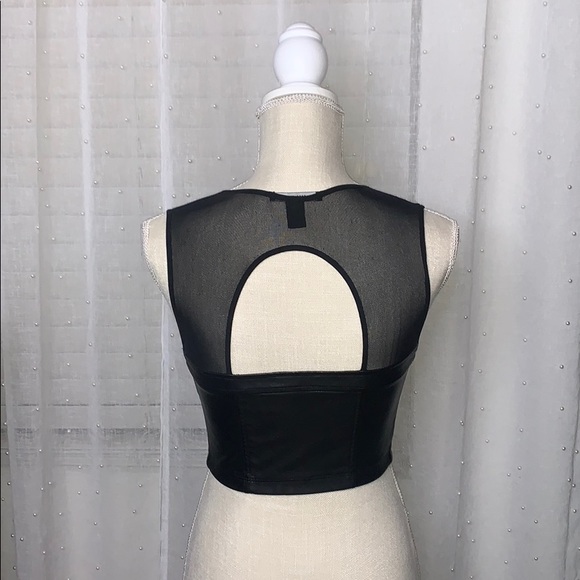 Forever 21 - Picture 2 of 2